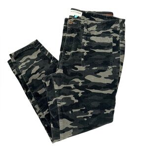 Anthropologie Pilcro High Rise Camo Skinny Jeans (Size 16)